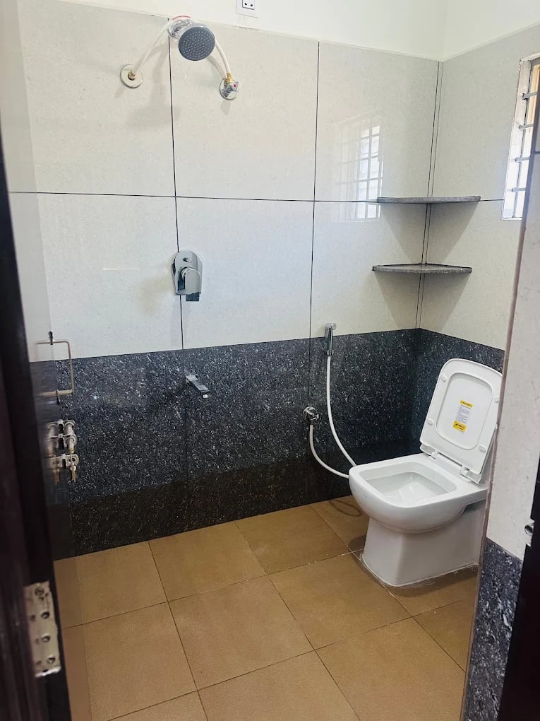 Clean attached bathroom